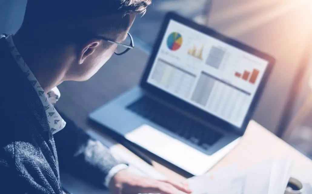 Should You Choose a Line of Credit or a Business Loan?